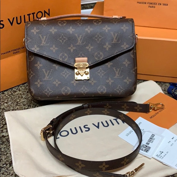 Louis Vuitton Handbags - PO Metis